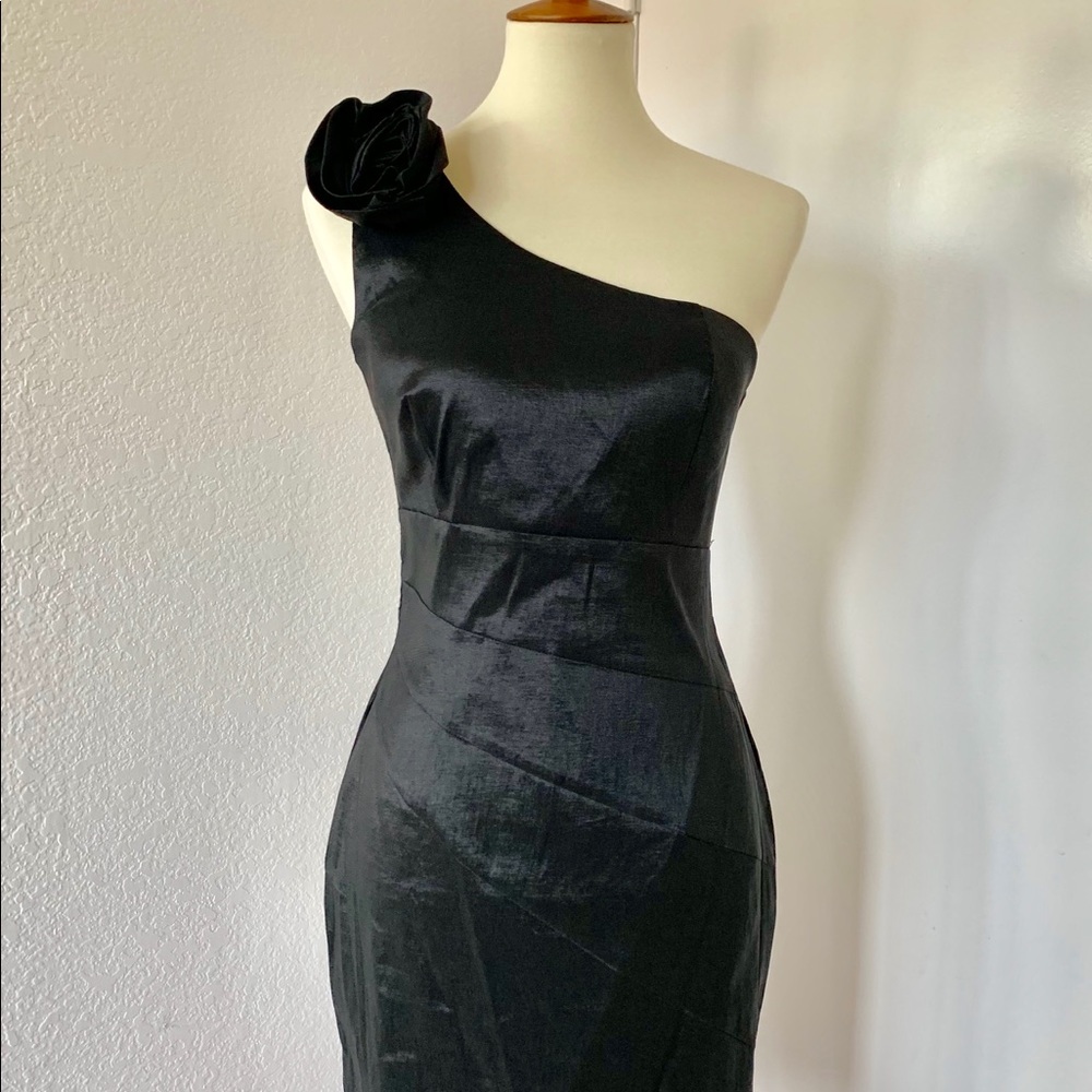 Forever 21, black one-shoulder dress.